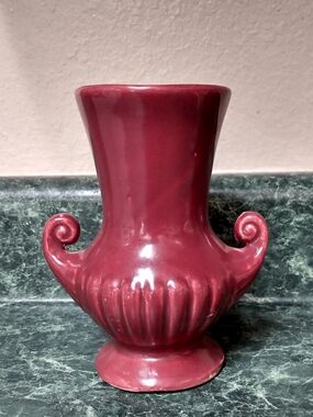 VINTAGE MCCOY BURGUNDY DOUBLE ARM VASE 6” TALL